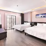 Vu Hotel & Apartment